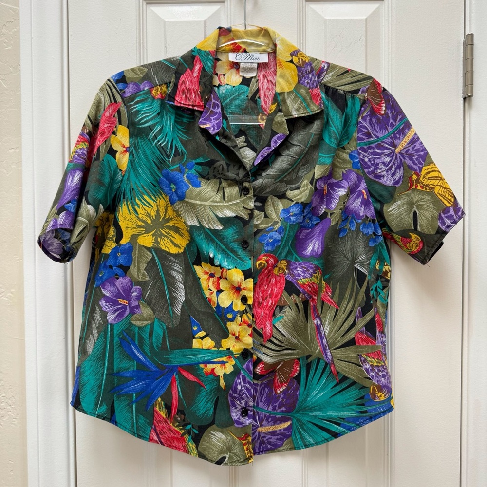 Vintage 90s Tropical Floral Parrots Hawaiian Shirt Blouse Tiki Butterfly Jungle - Picture 2 of 10